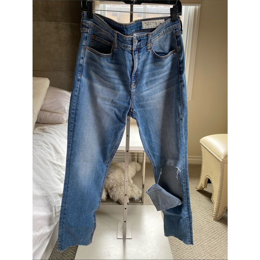 Women's Blue Denim Jeans - Distressed Knee